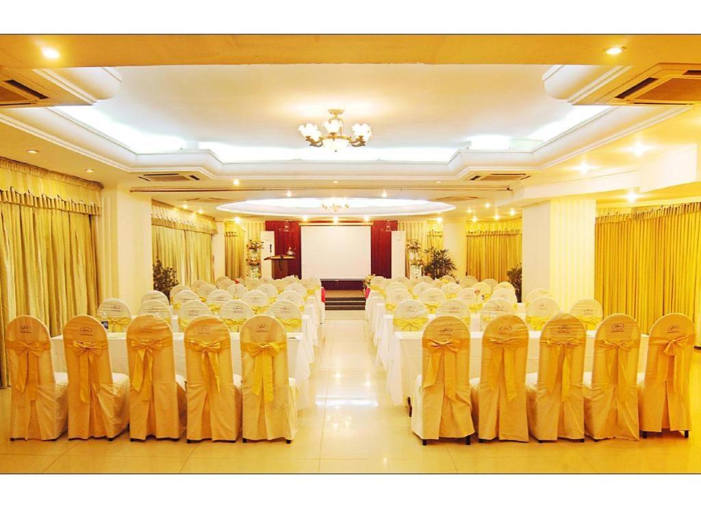 Bamboo Green Central Hotel Da Nang Exterior photo