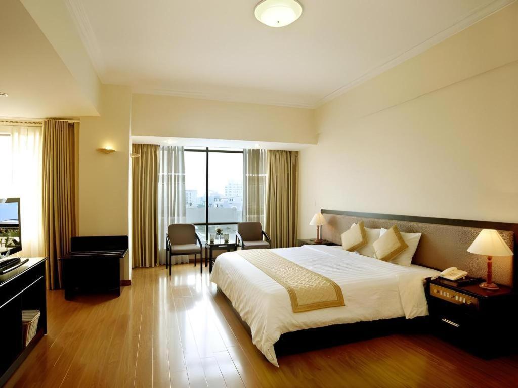 Bamboo Green Central Hotel Da Nang Exterior photo
